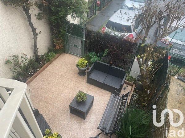 House for sale 4 rooms 76 m² Saint-Denis