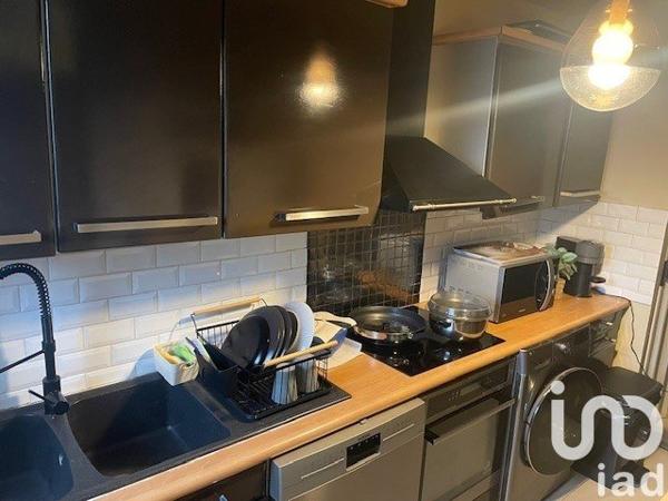 House for sale 4 rooms 76 m² Saint-Denis