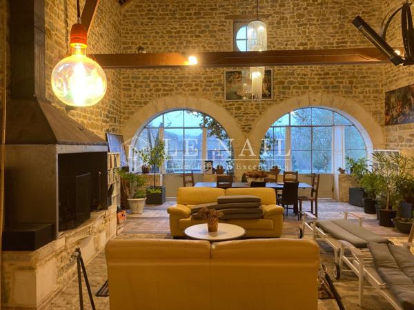 Confortable maison du XVIIIe siècle, proche de la châtre en Berry