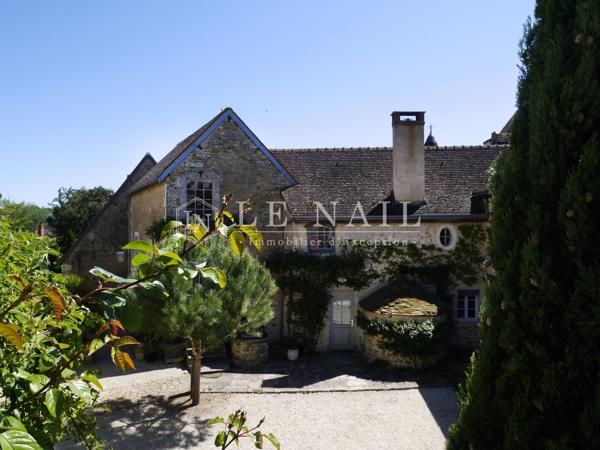 Confortable maison du XVIIIe siècle, proche de la châtre en Berry
