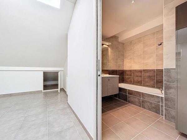 Appartement à vendre 4 pièces VILLE LA GRAND (74)