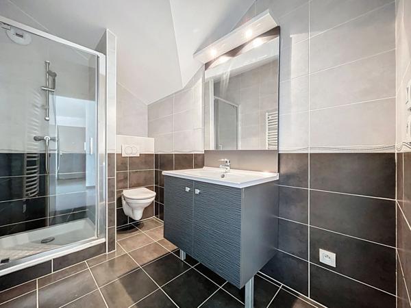 Appartement à vendre 4 pièces VILLE LA GRAND (74)