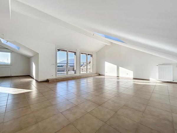 Appartement à vendre 4 pièces VILLE LA GRAND (74)