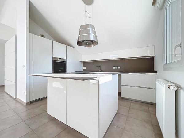 Appartement à vendre 4 pièces VILLE LA GRAND (74)