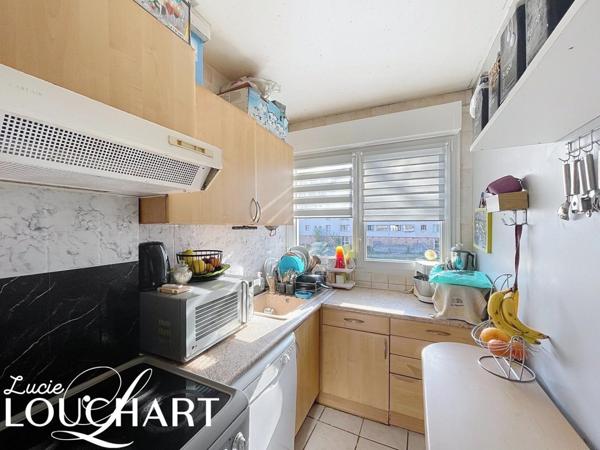 APPARTEMENT 4 PIÈCES 3 CHAMBRES DERNIER ÉTAGE