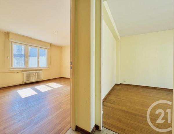 Appartement 3 à vendre  3 pièces - 72,20 m 2   STRASBOURG  - 67