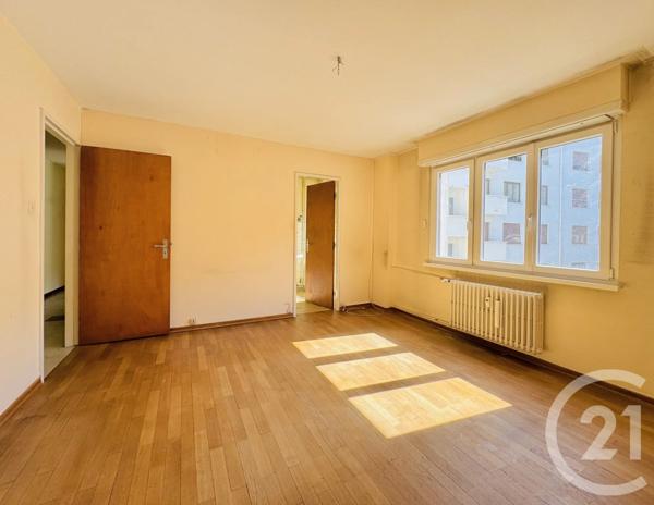 Appartement 3 à vendre  3 pièces - 72,20 m 2   STRASBOURG  - 67