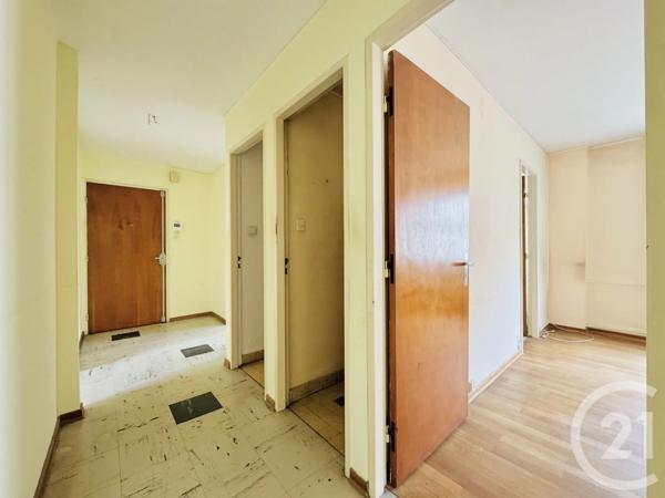 Appartement 3 à vendre  3 pièces - 72,20 m 2   STRASBOURG  - 67