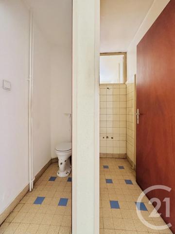 Appartement 3 à vendre  3 pièces - 72,20 m 2   STRASBOURG  - 67