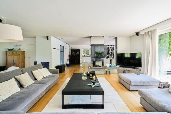 Vente Maison de luxe Croix 7 Pièces 260.05 m²