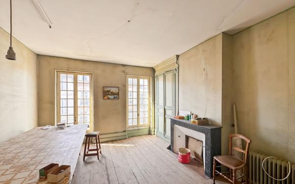 Maison à vendre    6 pièces •  Valence