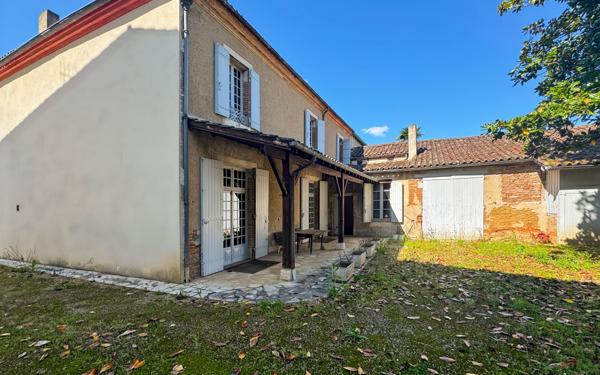 Maison à vendre    6 pièces •  Valence