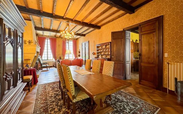 Maison à vendre    6 pièces •  Valence