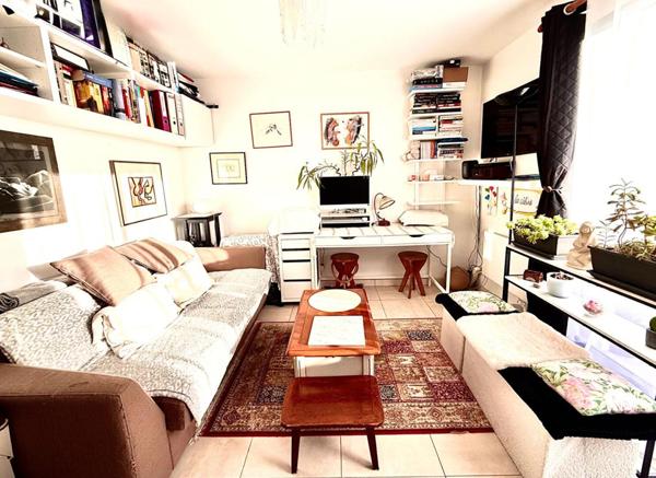 Appartement 2 pièces vue mer avec parking