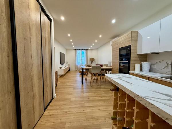 T2 46.5 m² entièrement rénové ! Centre de Hyères