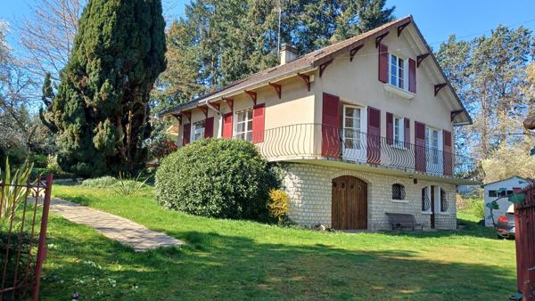 À vendre - Maison individuelle, 7 pièces située à Saint-Aignan (41110)
