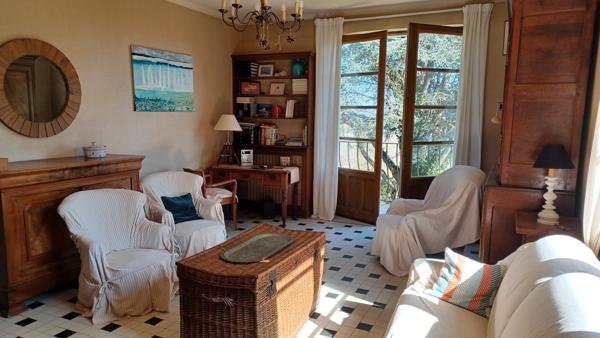 À vendre - Maison individuelle, 7 pièces située à Saint-Aignan (41110)