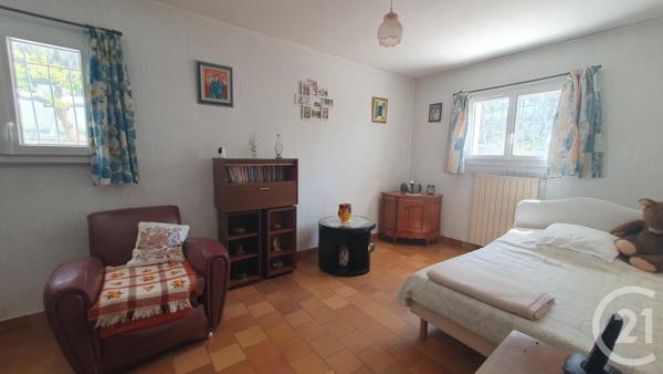 Maison à vendre  10 pièces - 164 m2 CARQUEIRANNE - 83