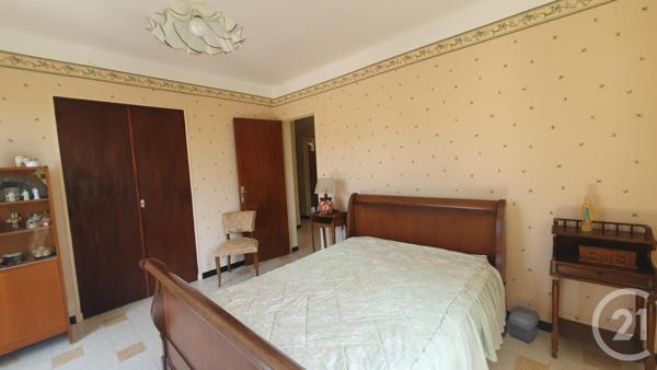 Maison à vendre  10 pièces - 164 m2 CARQUEIRANNE - 83