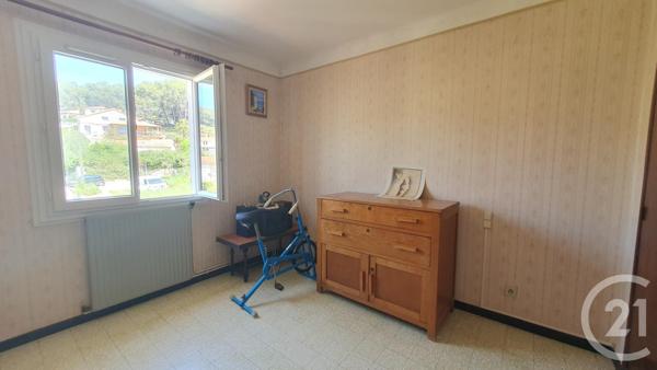 Maison à vendre  10 pièces - 164 m2 CARQUEIRANNE - 83