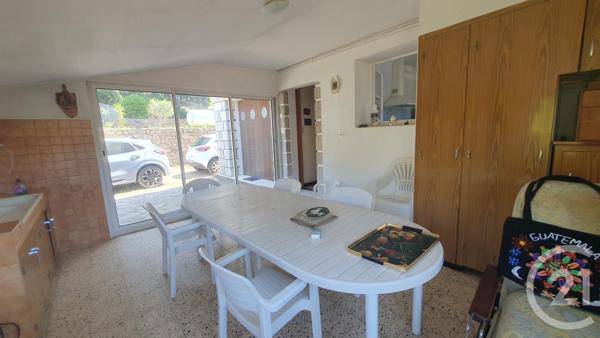 Maison à vendre  10 pièces - 164 m2 CARQUEIRANNE - 83