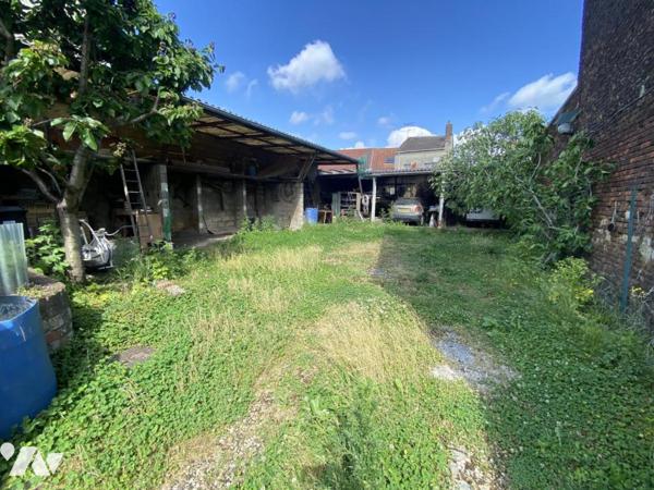 Centre ville - Grande maison avec porche - DENAIN