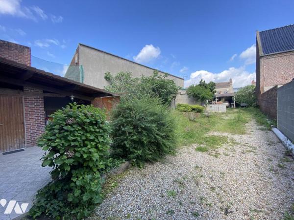 Centre ville - Grande maison avec porche - DENAIN