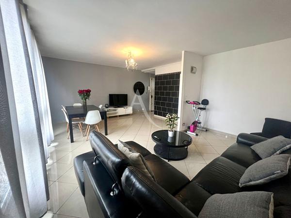 Appartement Livry Gargan 4 pièces - 78 m2 - cave - 3 chambres