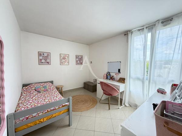Appartement Livry Gargan 4 pièces - 78 m2 - 3 chambres - cave
