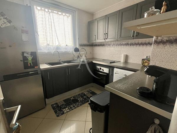 Appartement Livry Gargan 4 pièces - 78 m2 - cave - 3 chambres