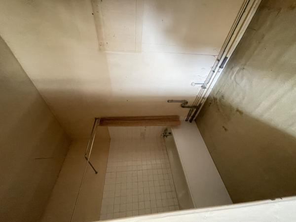 Vente Maison217 m² - 9 Pièces - AINAY LE CHATEAU (3360)