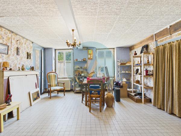 Saint-Amand-en-Puisaye (58310) Maison de village polyvalente 160m2 à Saint-Amand-en-Puisaye : résidence principale, secondaire ou investissem