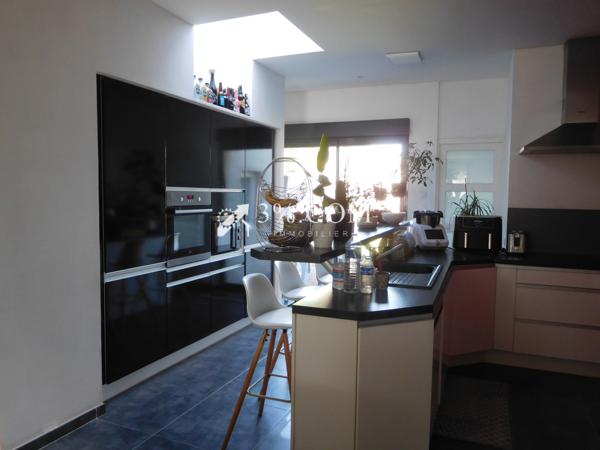 Maison 5 pièce(s) 3 chambre(s) 96 m²