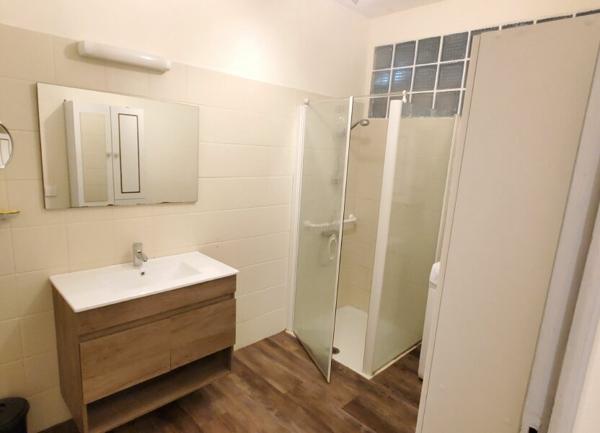 Maison à vendre    7 pièces •  Ruoms