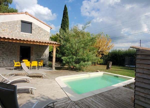 Maison à vendre    7 pièces •  Ruoms