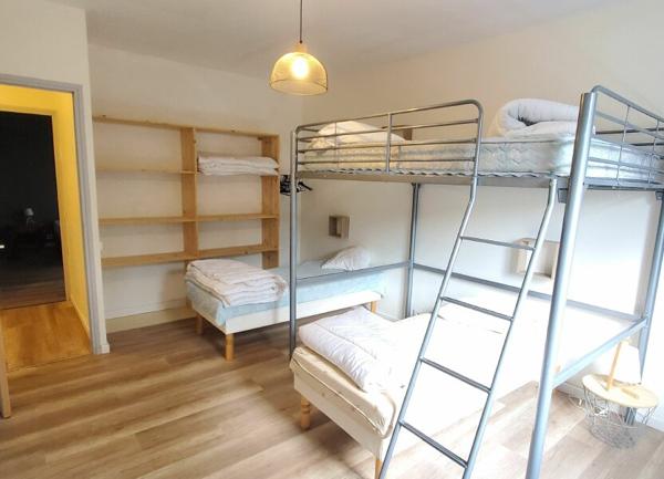 Maison à vendre    7 pièces •  Ruoms