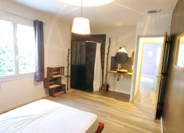 Maison à vendre    7 pièces •  Ruoms