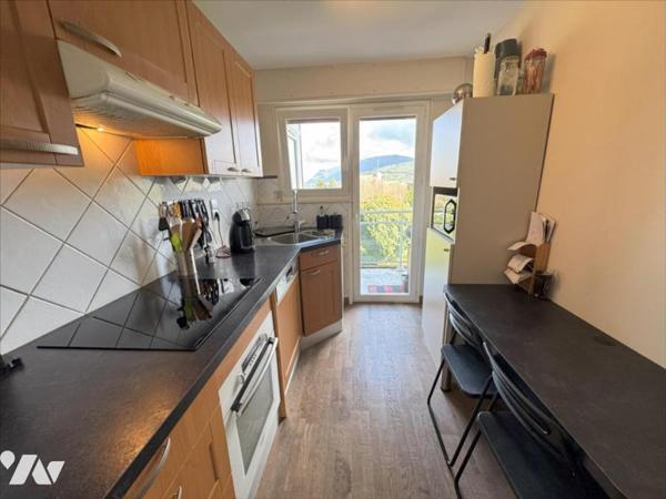 APPARTEMENT TYPE 4 / BALCONS / PARKING / CAVE