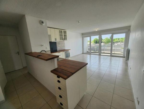 T3 - MERIGNAC 61M2- BALCON
