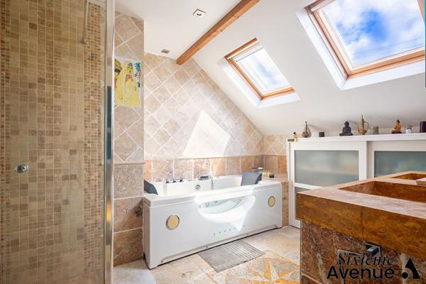 Maison 5 pièces 151 m2