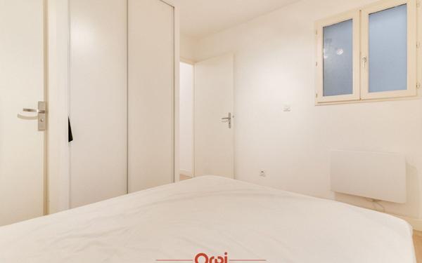 Appartement à vendre    2 pièces • 38,43 m2 Marseille 2