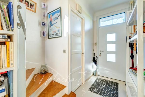 Belle maison ancienne et entièrement rénovée, à 14' à pied du RER