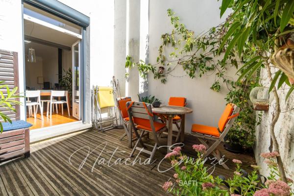 Belle maison ancienne et entièrement rénovée, à 14' à pied du RER