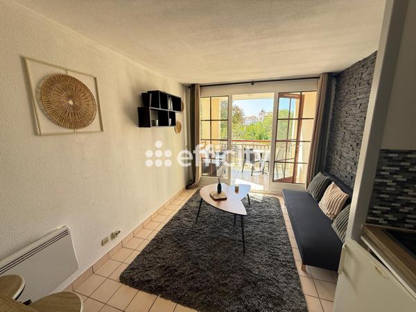Appartement
         2 pièces
        - 21 m² 96 000 € *
