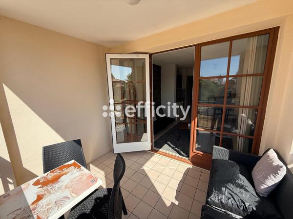 Appartement
         2 pièces
        - 21 m² 96 000 € *