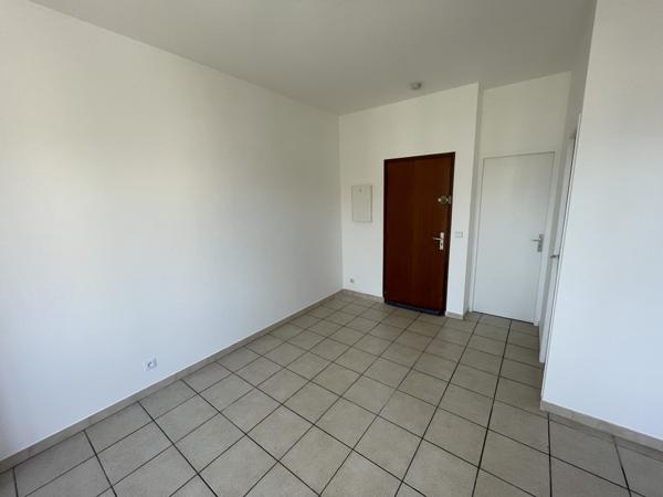F2 VIDE - LA ROCHE-SUR-FORON