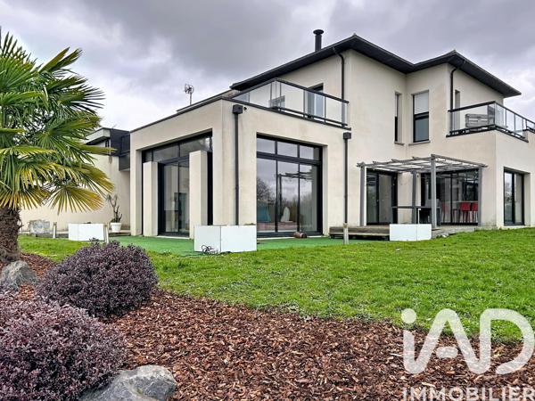 Maison à vendre 10 pièces 314 m² Guignen