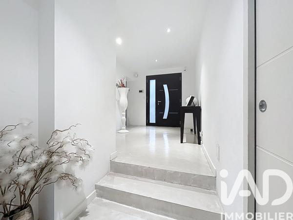 Maison à vendre 10 pièces 314 m² Guignen