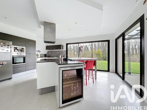 Maison à vendre 10 pièces 314 m² Guignen