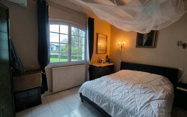 Maison à vendre    5 pièces •  Saint-Martin-de-Hinx